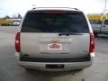 2009 Silver Birch Metallic Chevrolet Suburban LT 4x4  photo #5