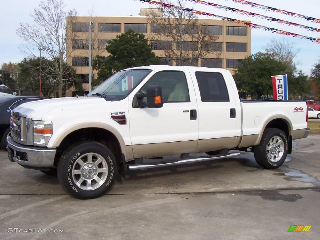 Oxford White Ford F250 Super Duty