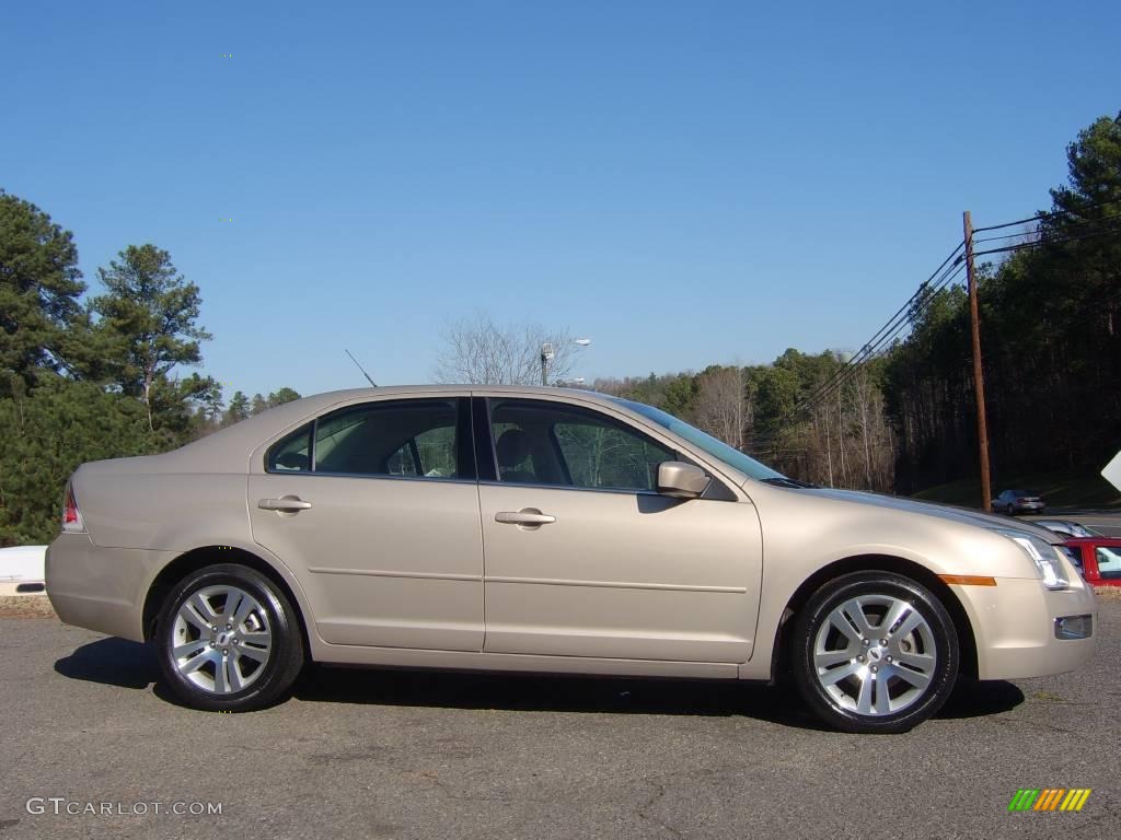 Dune Pearl Metallic Ford Fusion