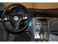 2009 Silver Moss Saturn Aura XE  photo #17