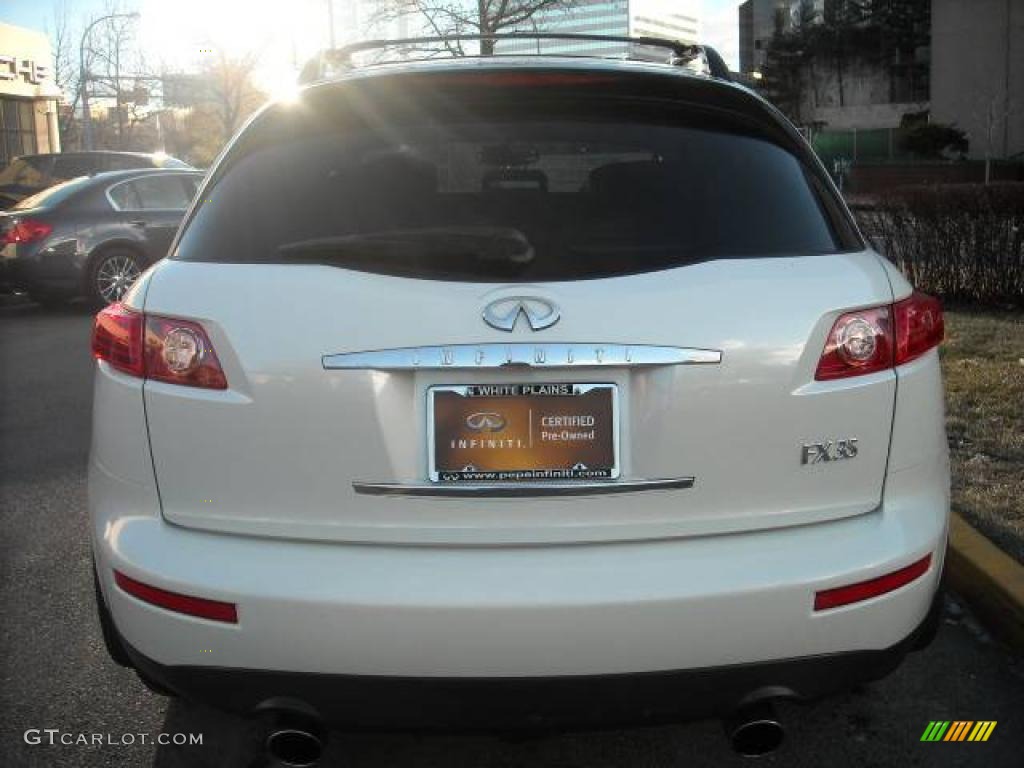 2005 FX 35 AWD - Ivory Pearl White / Willow photo #10