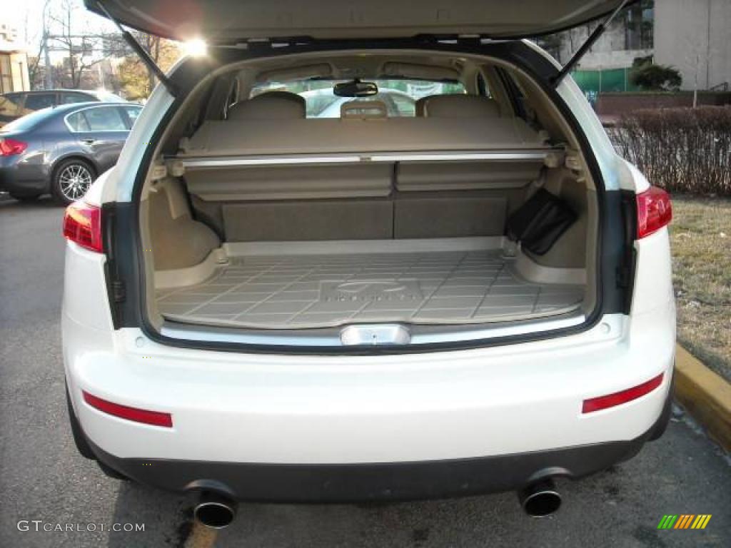 2005 FX 35 AWD - Ivory Pearl White / Willow photo #12