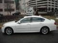 Moonlight White - M 35 Sedan Photo No. 14