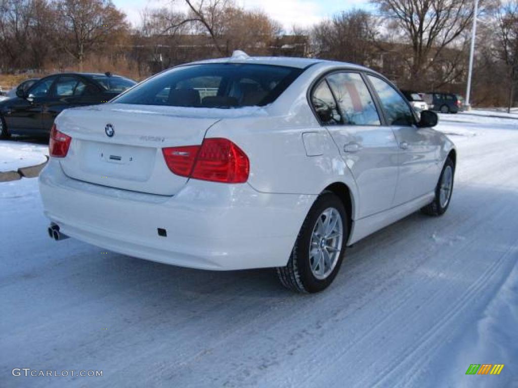 2010 3 Series 328i xDrive Sedan - Alpine White / Saddle Brown Dakota Leather photo #5