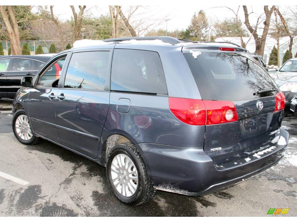 2007 Sienna LE AWD - Slate Gray Metallic / Stone photo #8