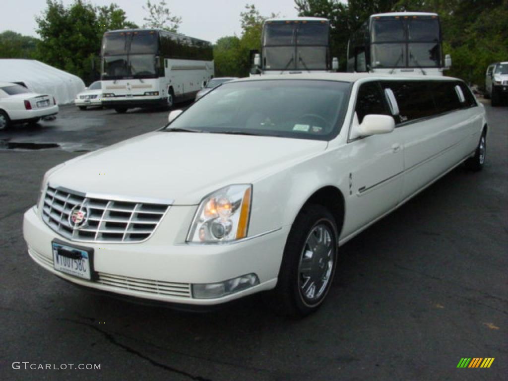 2006 DTS Limousine - Glacier White / Ebony Black photo #2