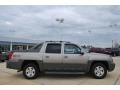 2002 Light Pewter Metallic Chevrolet Avalanche Z66  photo #6