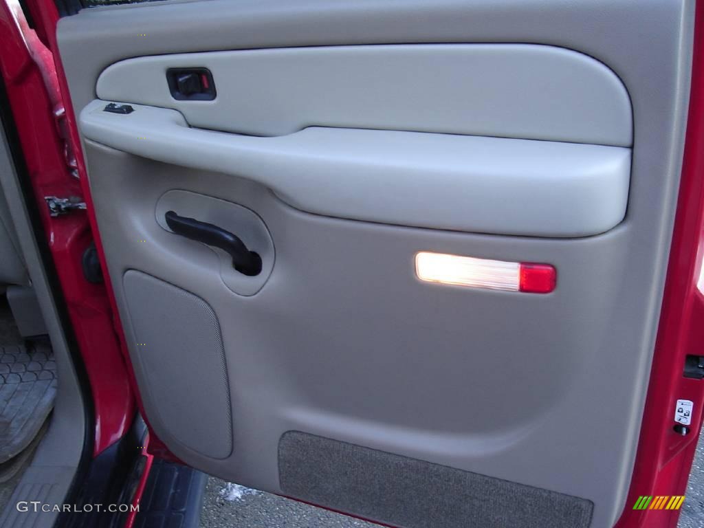 2002 Suburban 1500 LT 4x4 - Victory Red / Medium Gray/Neutral photo #23