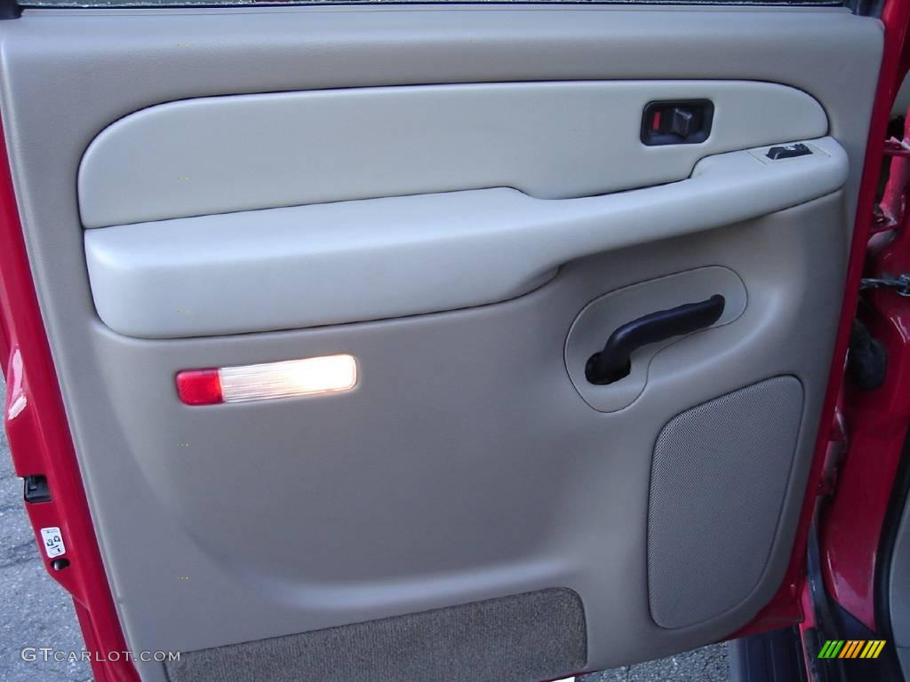2002 Suburban 1500 LT 4x4 - Victory Red / Medium Gray/Neutral photo #27