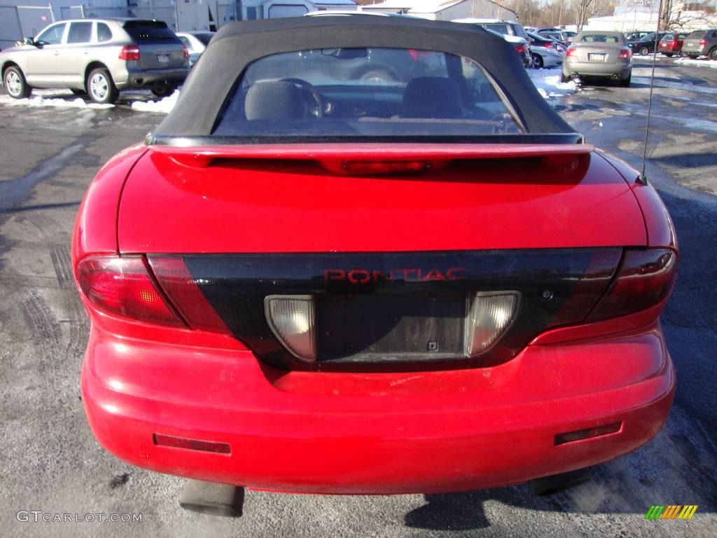 1999 Sunfire GT Convertible - Bright Red / Graphite photo #8