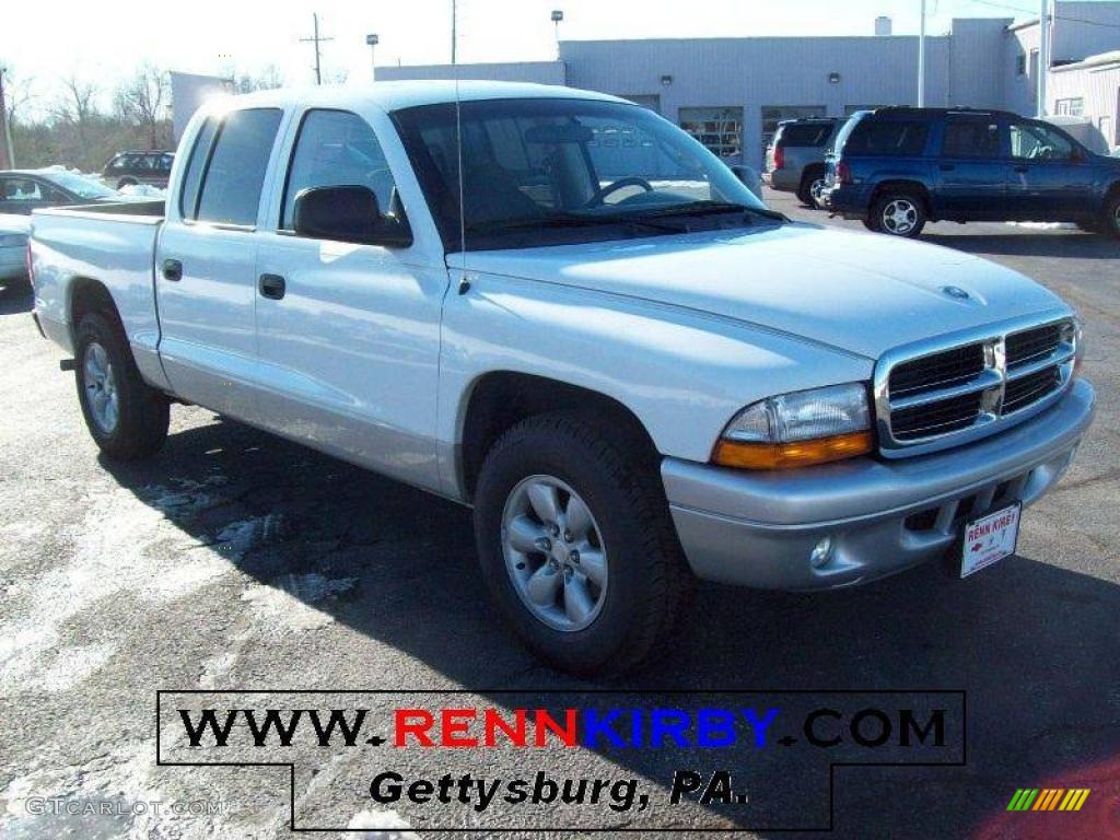 2004 Dakota SLT Quad Cab - Bright White / Dark Slate Gray photo #1