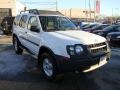 Avalanche White - Xterra XE V6 4x4 Photo No. 4