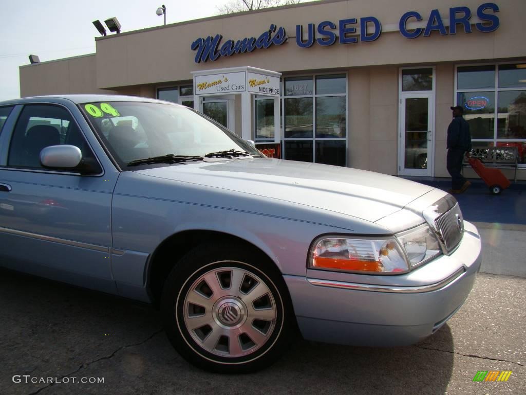 2004 Grand Marquis LS - Light Ice Blue Metallic / Dark Charcoal photo #26