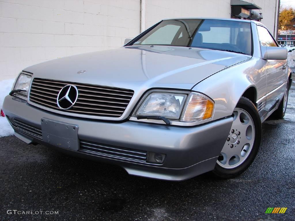 Brilliant Silver Metallic Mercedes-Benz SL