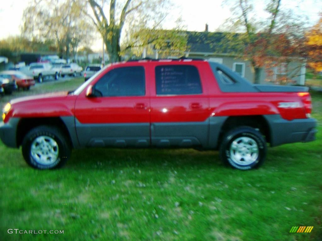 2002 Avalanche Z71 4x4 - Victory Red / Graphite photo #4