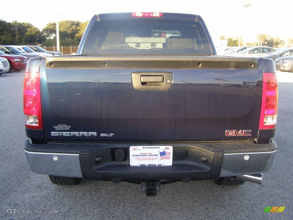 2008 Sierra 1500 SLT Crew Cab 4x4 - Midnight Blue Metallic / Cocoa/Light Cashmere photo #4