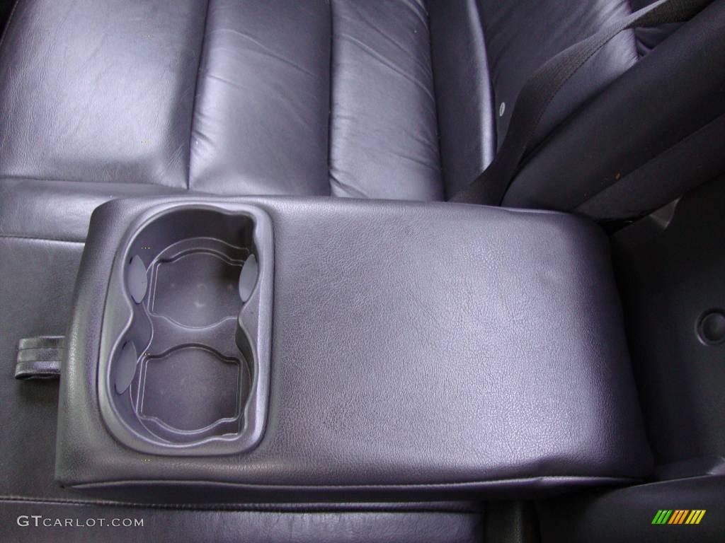 2001 LS V8 - Black / Deep Charcoal photo #15