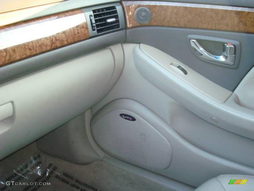 2005 XG350  - Golden Beige / Beige photo #17