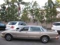 Topaz Metallic - XJ Vanden Plas Photo No. 6
