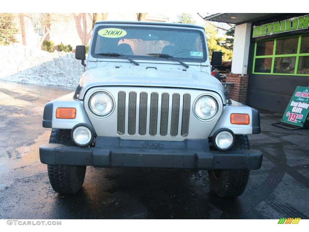 2000 Wrangler SE 4x4 - Silverstone Metallic / Agate photo #2