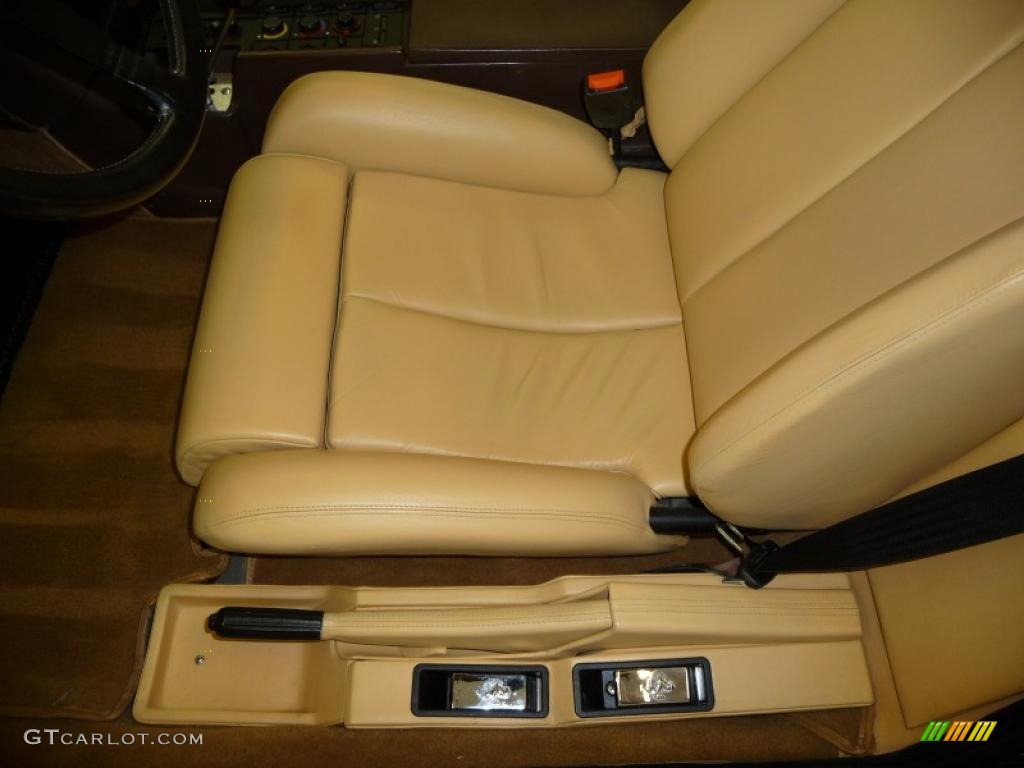 Tan Interior 1986 Ferrari Testarossa Standard Testarossa Model Photo #24019366