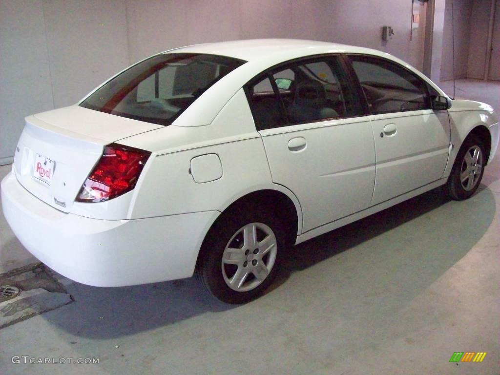 2006 ION 2 Sedan - Polar White / Gray photo #6