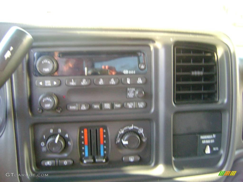 2003 Silverado 1500 LS Extended Cab 4x4 - Light Pewter Metallic / Dark Charcoal photo #13