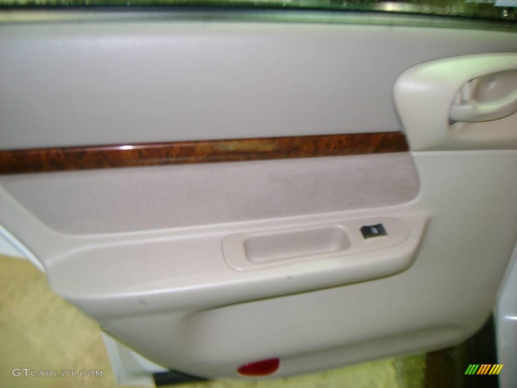 2004 Impala  - White / Neutral Beige photo #16