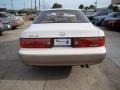 White - ES 300 Photo No. 3