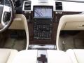 2007 White Diamond Cadillac Escalade   photo #24