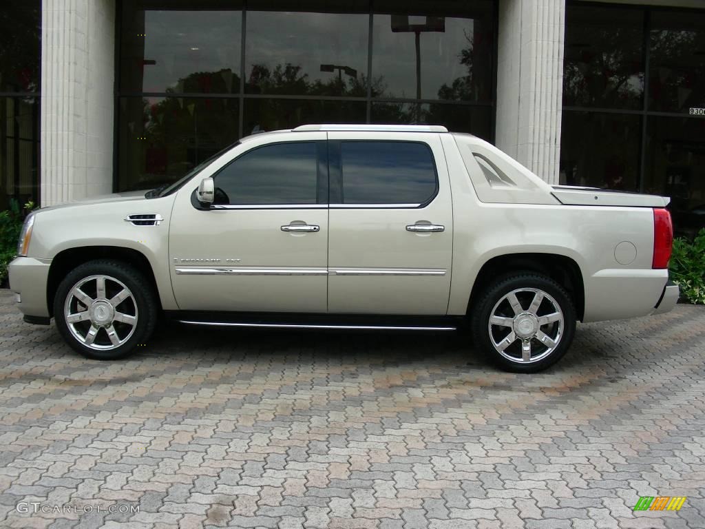 2007 Escalade EXT AWD - Gold Mist / Ebony/Ebony photo #1