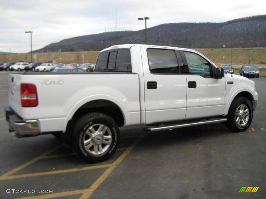 2004 F150 Lariat SuperCrew 4x4 - Oxford White / Black/Medium Flint photo #9