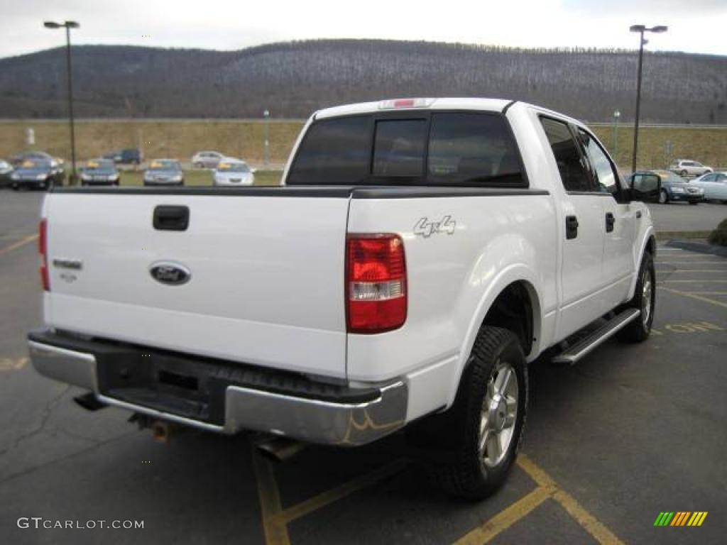 2004 F150 Lariat SuperCrew 4x4 - Oxford White / Black/Medium Flint photo #18