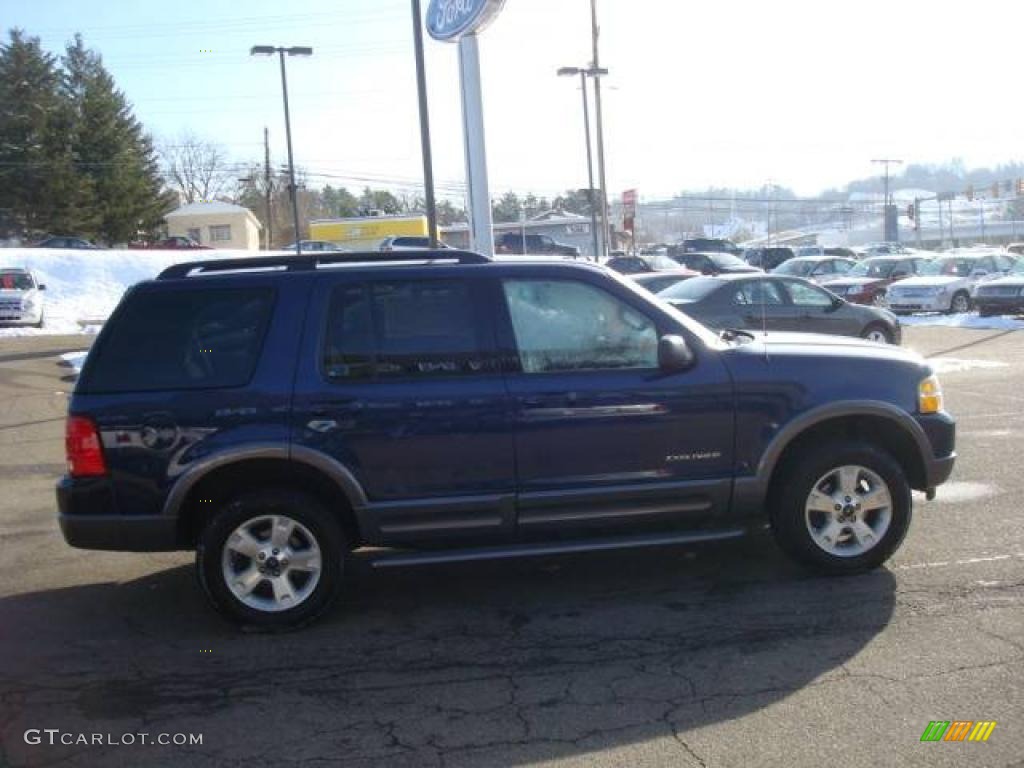 2004 Explorer XLT 4x4 - Dark Blue Pearl Metallic / Graphite photo #5