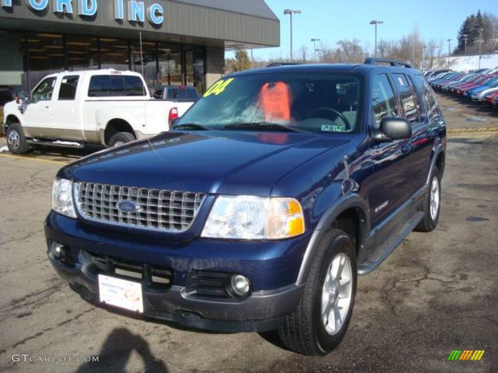2004 Explorer XLT 4x4 - Dark Blue Pearl Metallic / Graphite photo #11