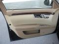 Black - S 550 Sedan Photo No. 7