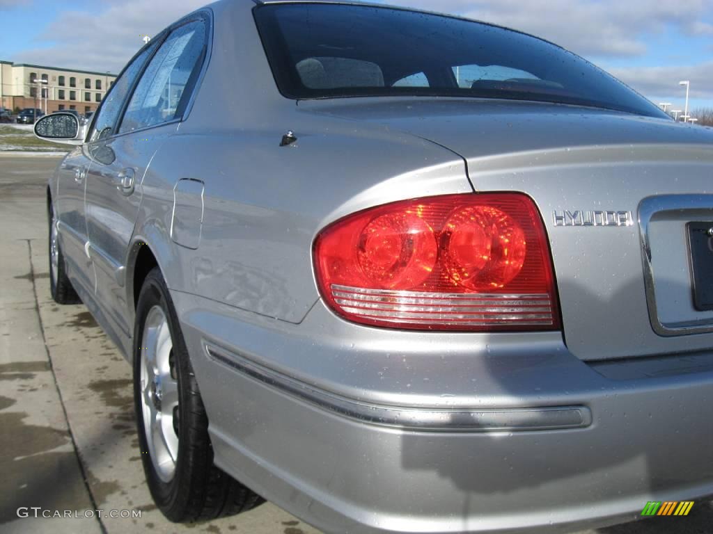 2005 Sonata GLS V6 - Bright Silver / Black photo #6
