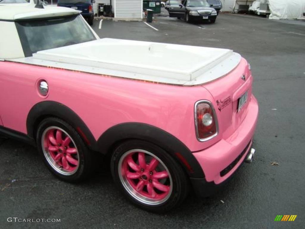 2008 Cooper Barbie Edition Jacuzzi Limousine - Custom Pink / Black/Pink photo #6