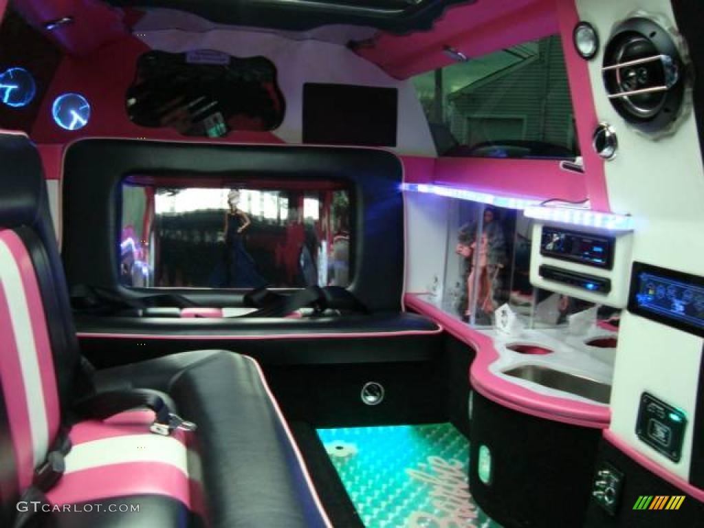 2008 Cooper Barbie Edition Jacuzzi Limousine - Custom Pink / Black/Pink photo #28