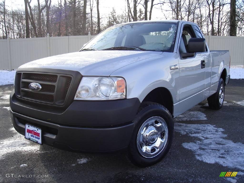 2008 F150 XL Regular Cab - Silver Metallic / Medium/Dark Flint photo #1