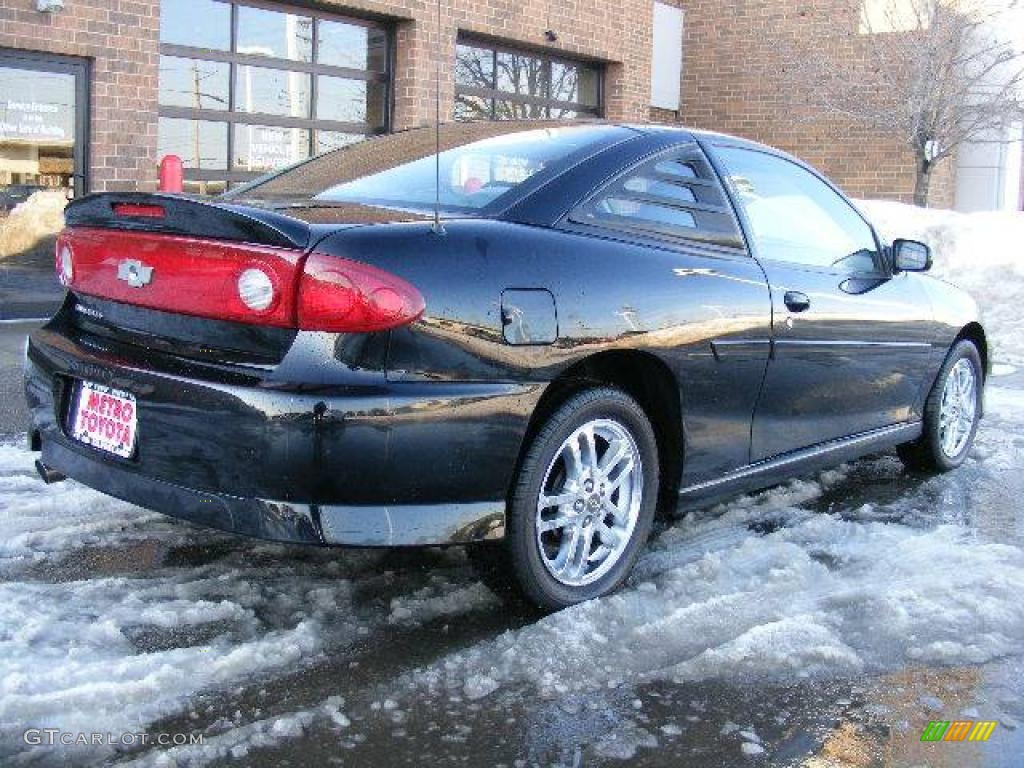 2005 Cavalier LS Sport Coupe - Black / Graphite Gray photo #3