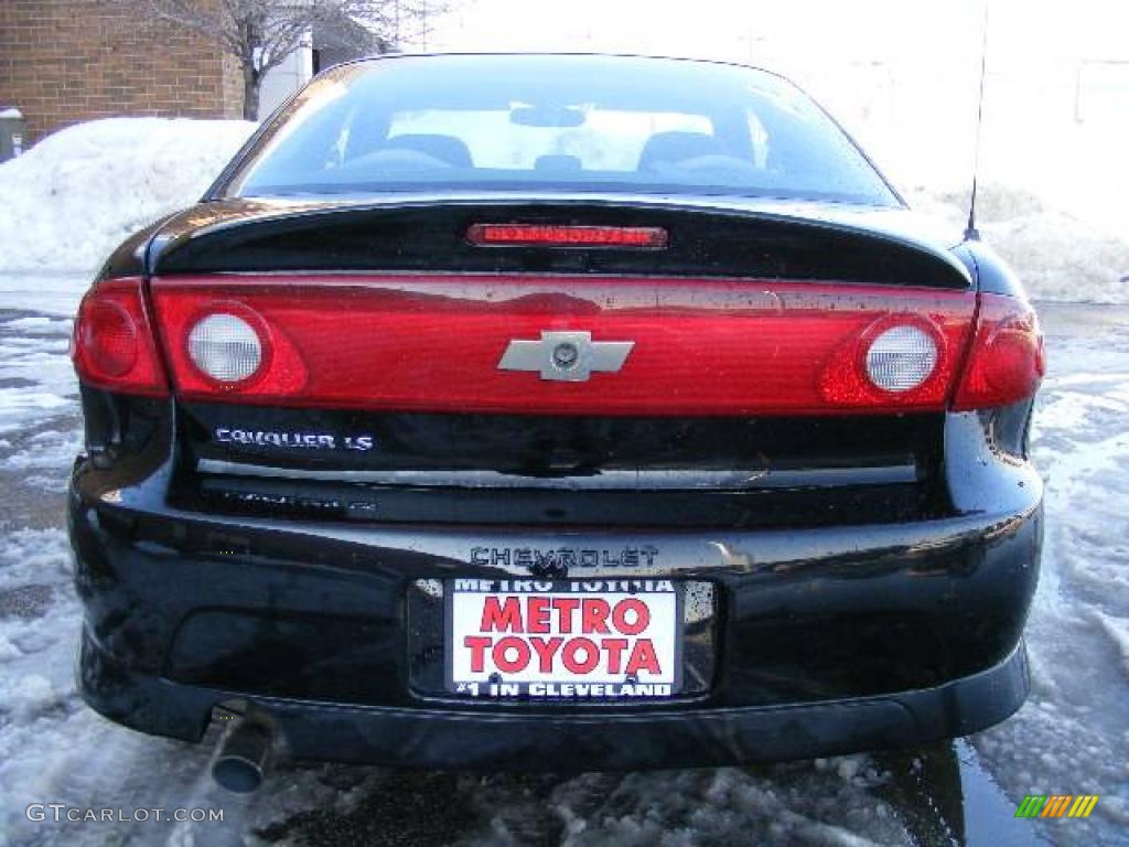 2005 Cavalier LS Sport Coupe - Black / Graphite Gray photo #4