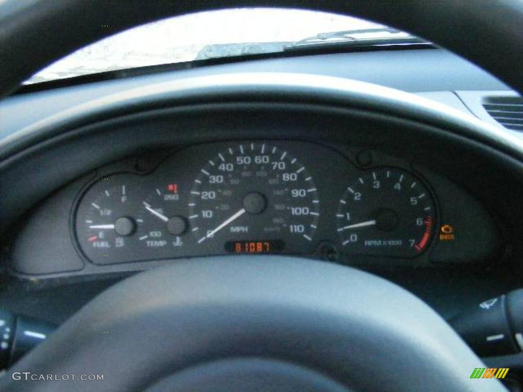 2005 Cavalier LS Sport Coupe - Black / Graphite Gray photo #16