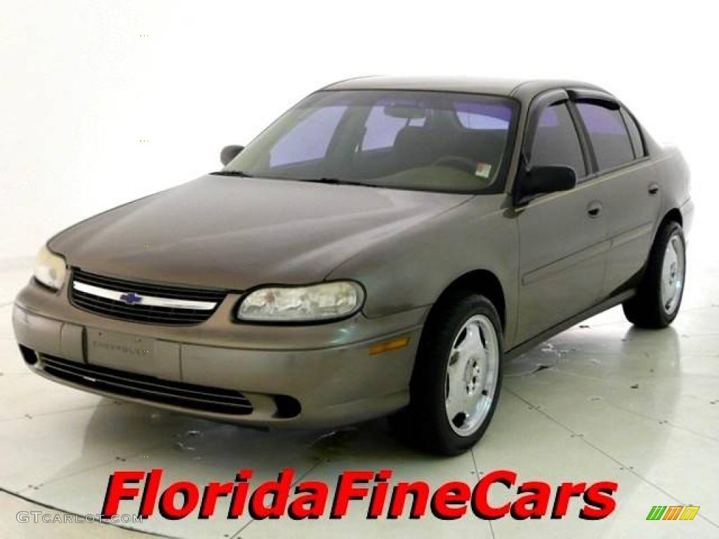 2002 Malibu Sedan - Medium Bronzemist Metallic / Neutral photo #1