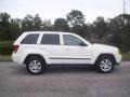 Stone White - Grand Cherokee Laredo Photo No. 1