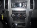 Stone White - Grand Cherokee Laredo Photo No. 14
