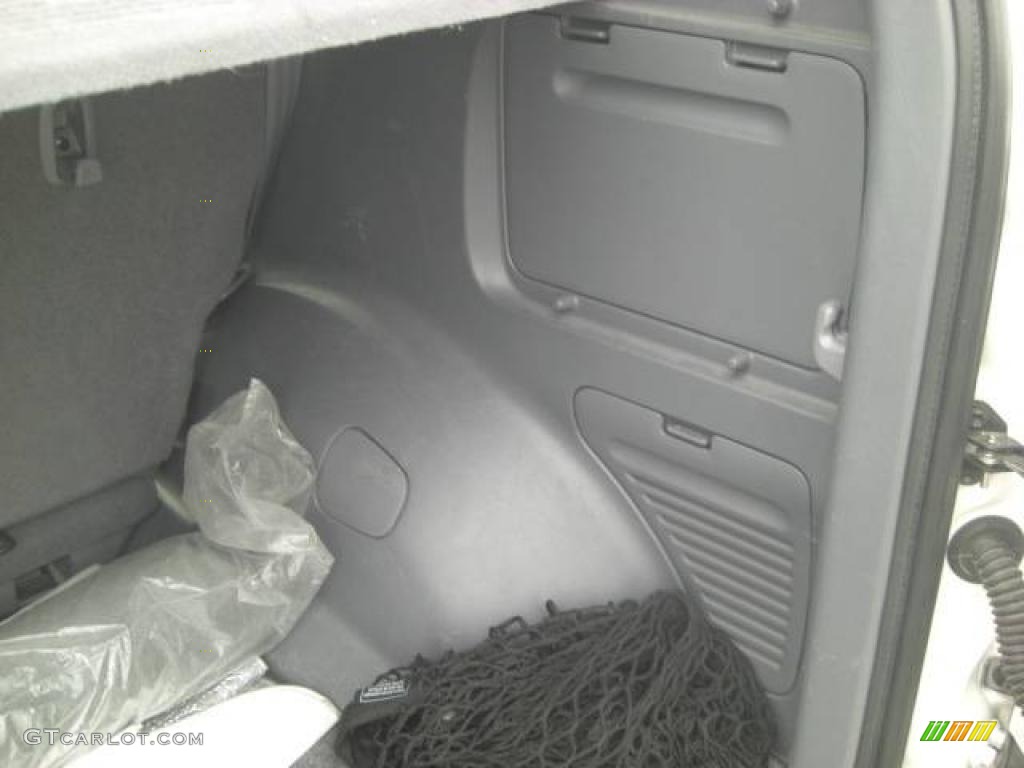 2003 RAV4  - Frosted White Pearl / Gray photo #39