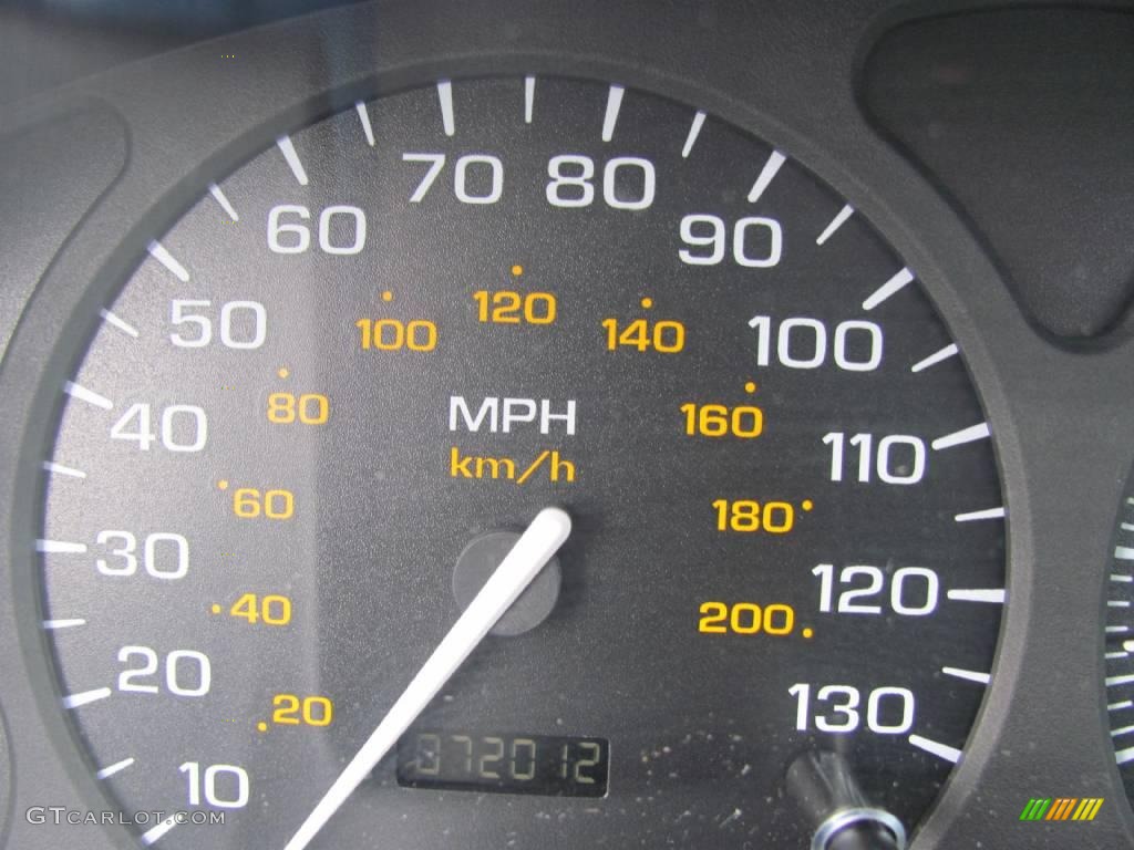 2000 L Series LS2 Sedan - Bright White / Gray photo #15