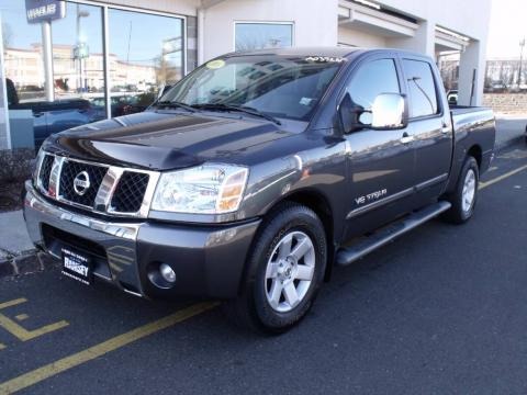 2006 Nissan Titan LE Crew Cab Data, Info and Specs