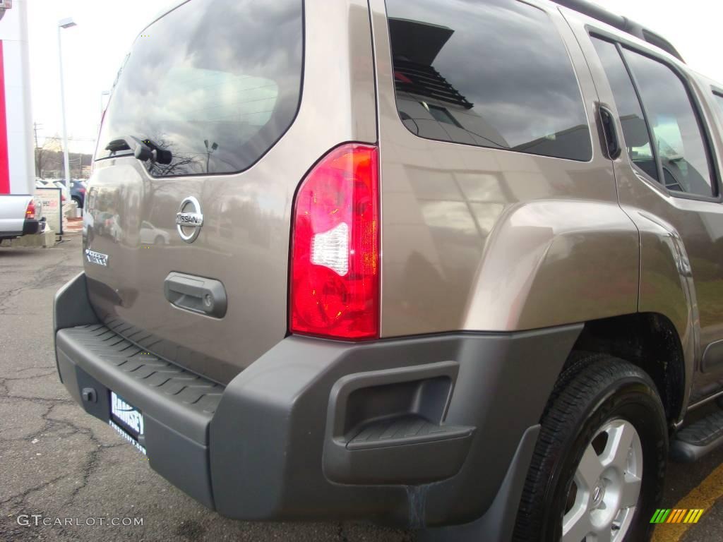 2006 Xterra S 4x4 - Granite Metallic / Desert/Graphite photo #19